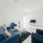 Lovely Ensuite In Swieqi Privatunterkunft Is-Swieqi