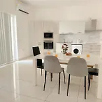 Lovely Ensuite In Swieqi