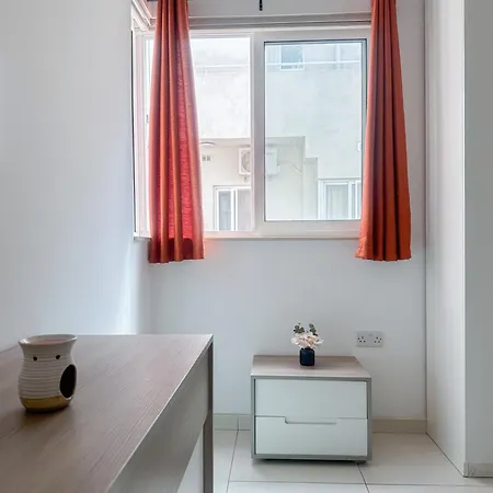 Homestay Lovely Ensuite In Swieqi *