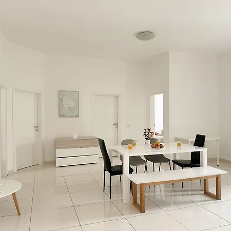 Lovely Ensuite In Swieqi Is-Swieqi