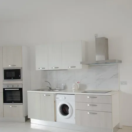 Lovely Ensuite In Swieqi *